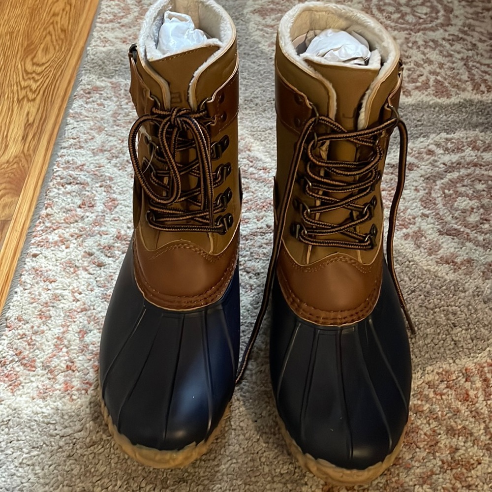 Rain Boots size 8